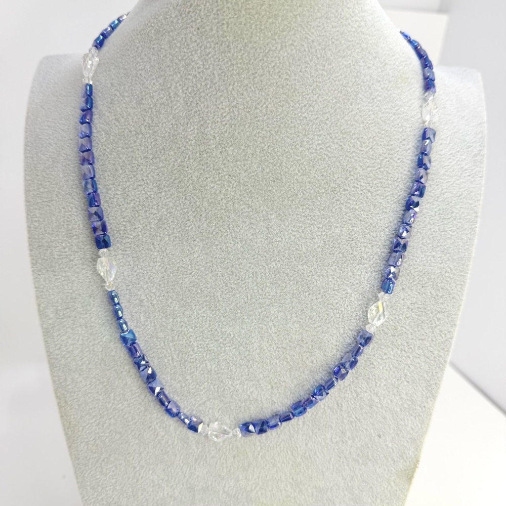 SOLD** koreanna AB Cushion Cut Blue Glass Beaded Necklace bracelet & earrings - Picture 9 of 9